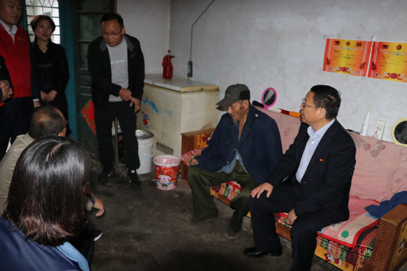 微信图片_20191012104040_副本.jpg